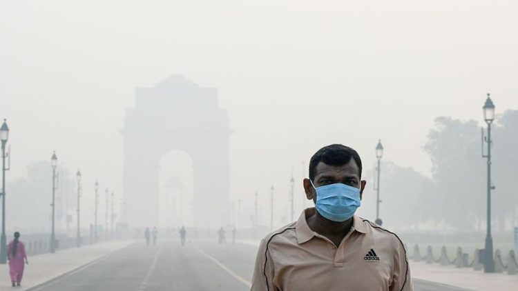Delhi’s toxic air crisis