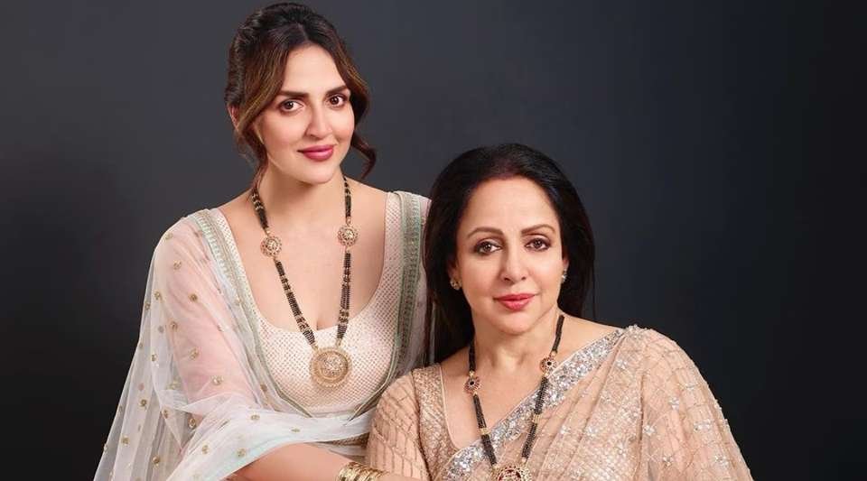 Esha deol and hema malini