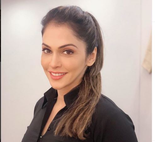 Isha koppikar