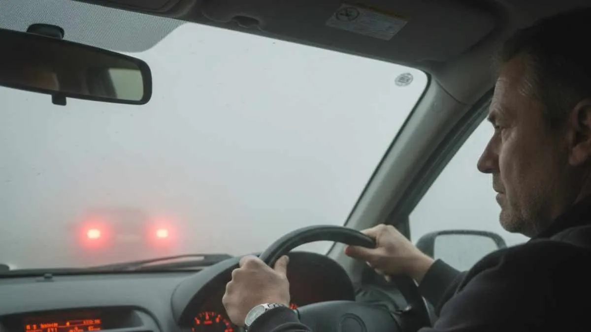 Safe driving in dense fog