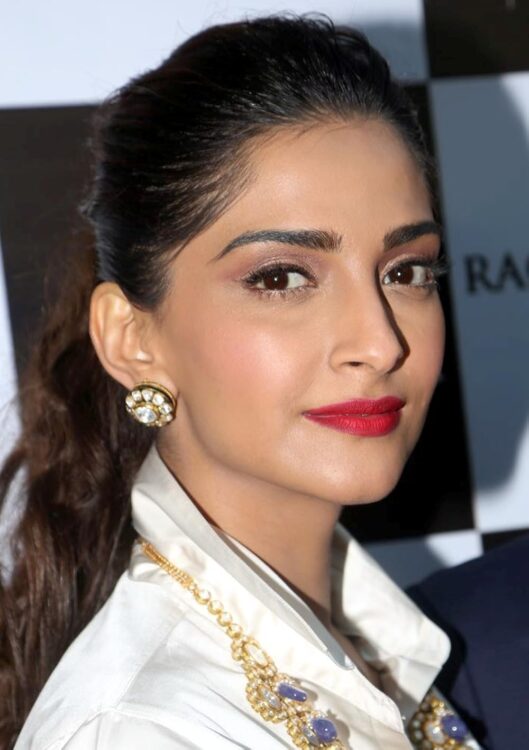 Sonam kapoor