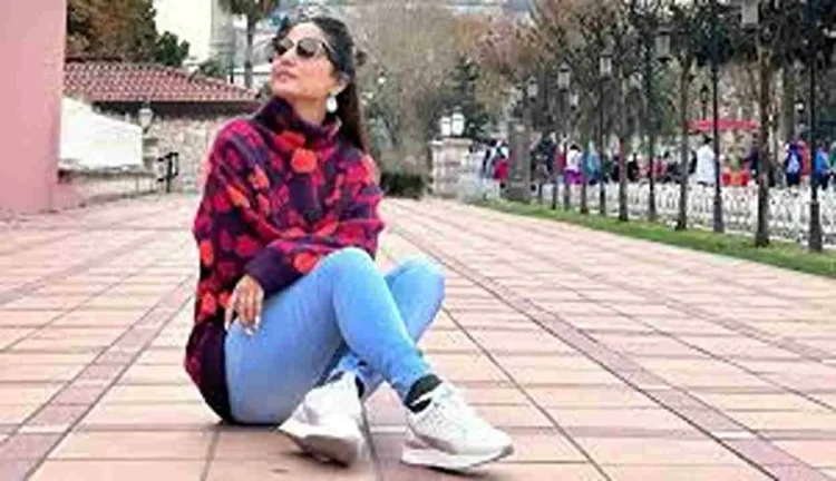 Hina khan