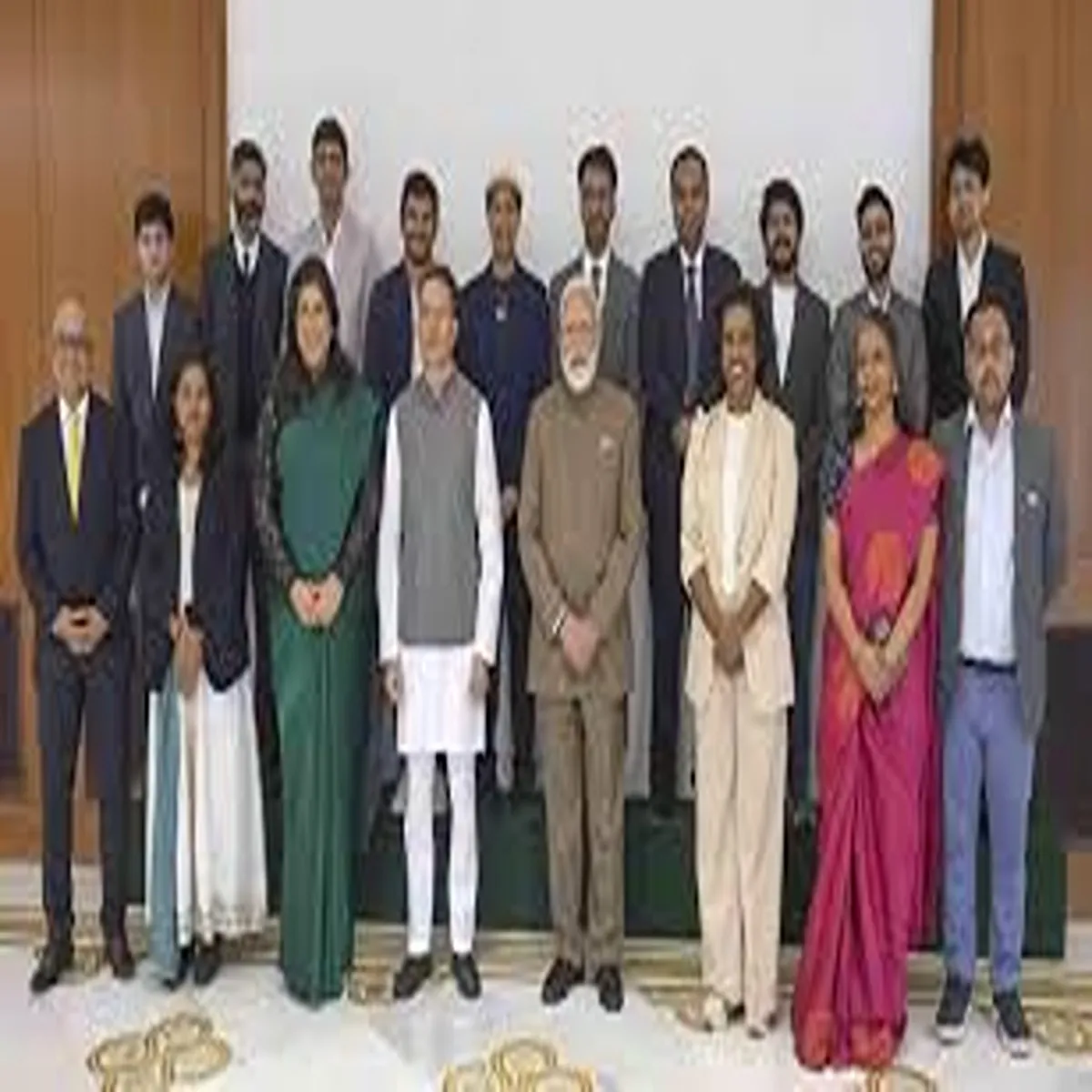 Artificialintelligence modi hosts global ceos seva