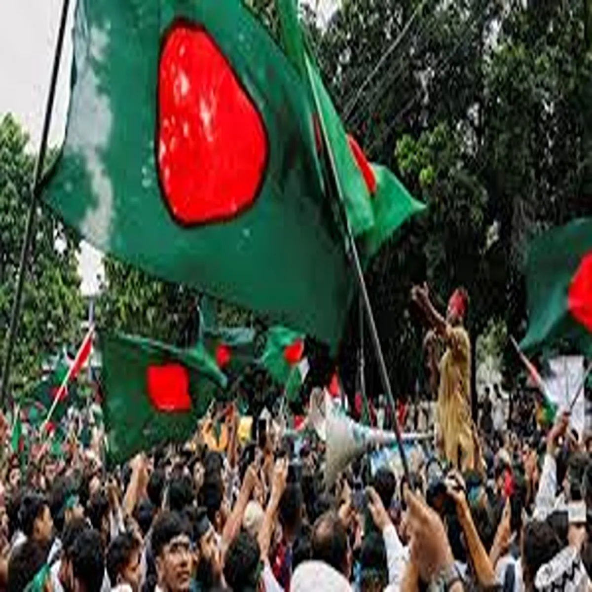 Protests demonstrators press bangladesh government over