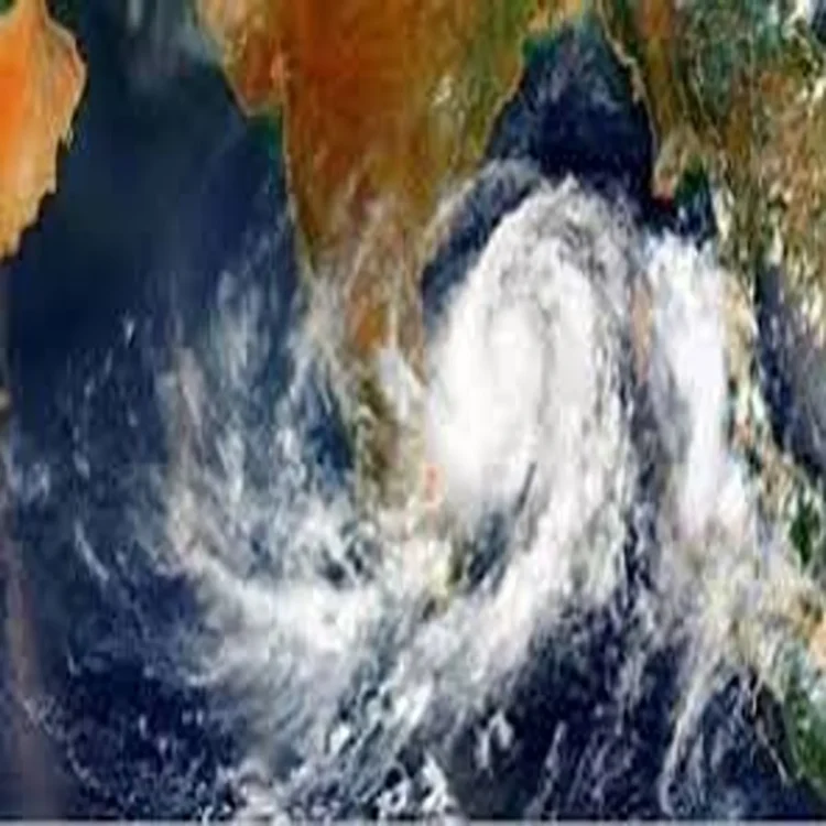 Bay of bengal low pressure update