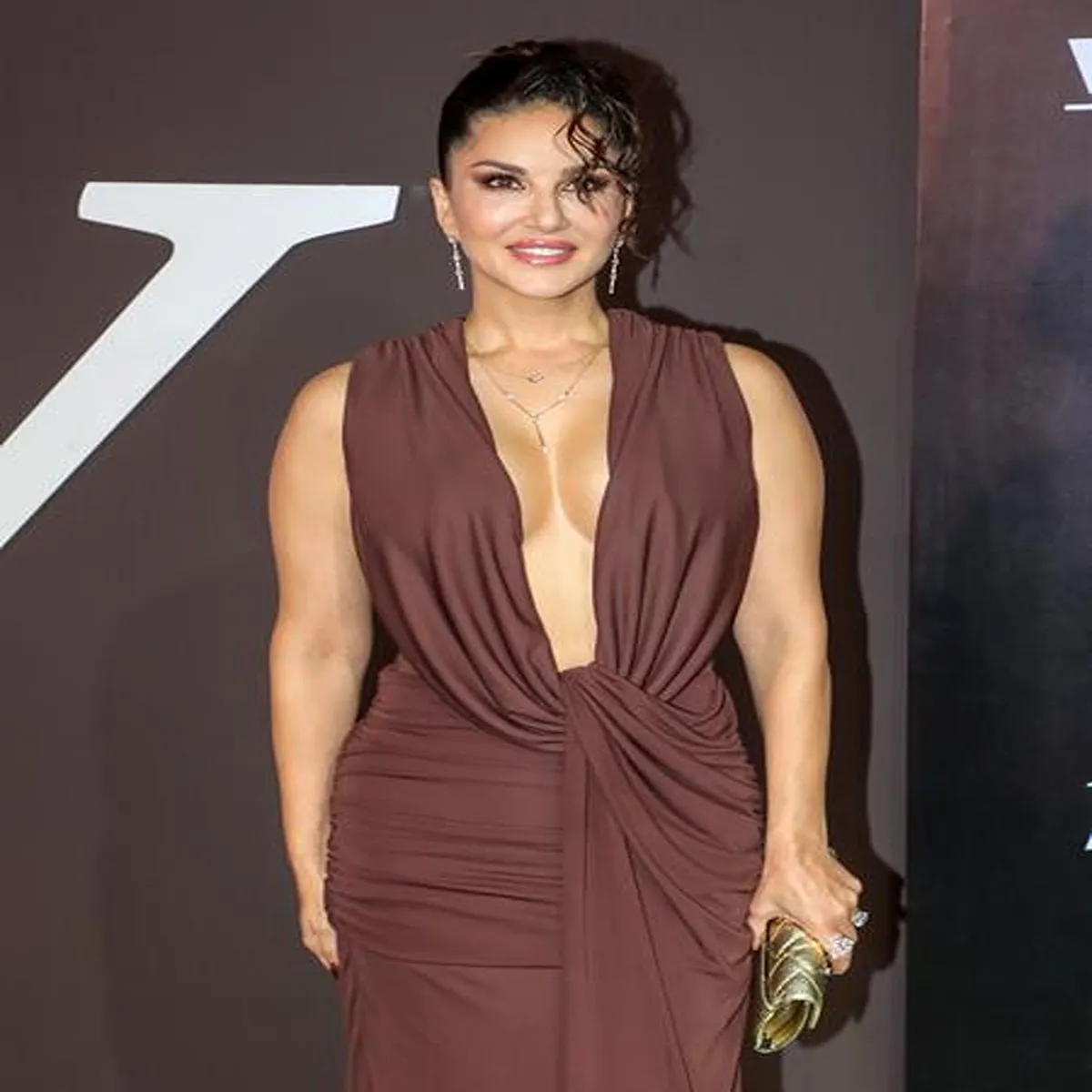 Cinema sunny leone reflects quiet discipline