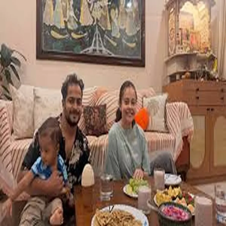 Devoleena ramadan family moments