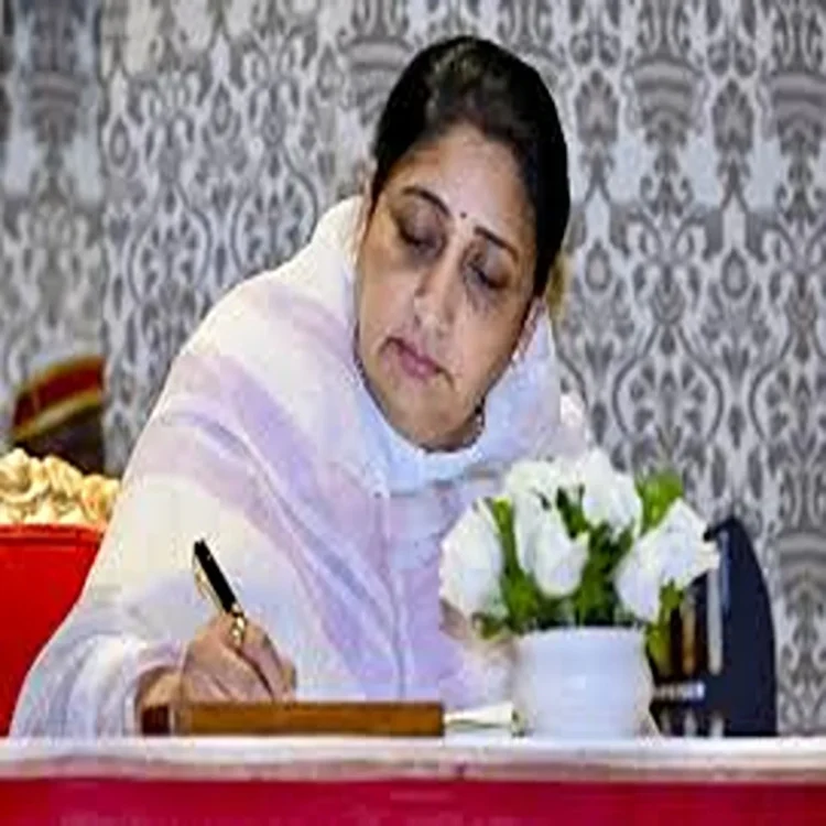 Maharashtra sunetra pawar deputy cm