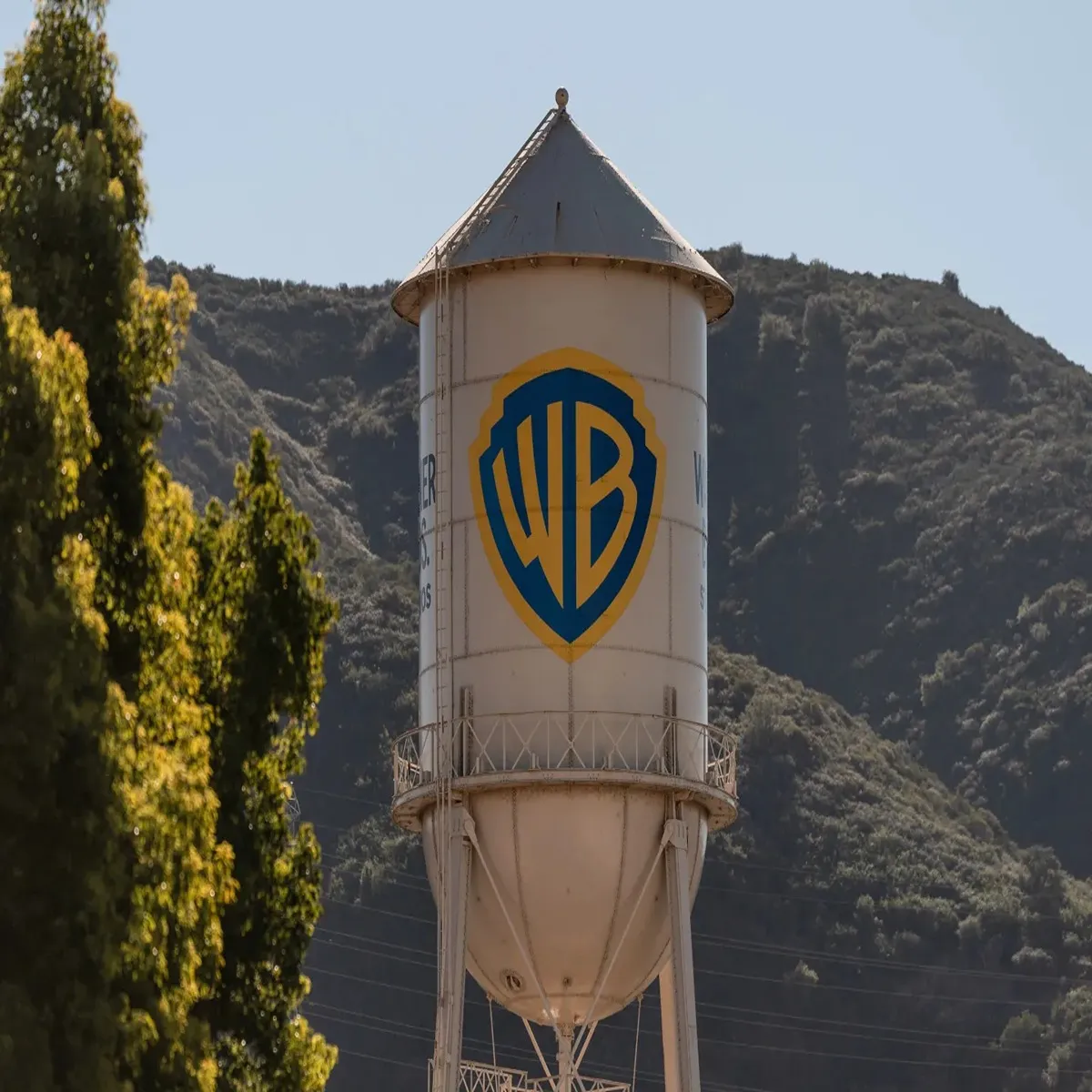 Acquisition paramount raises cash offer wbd