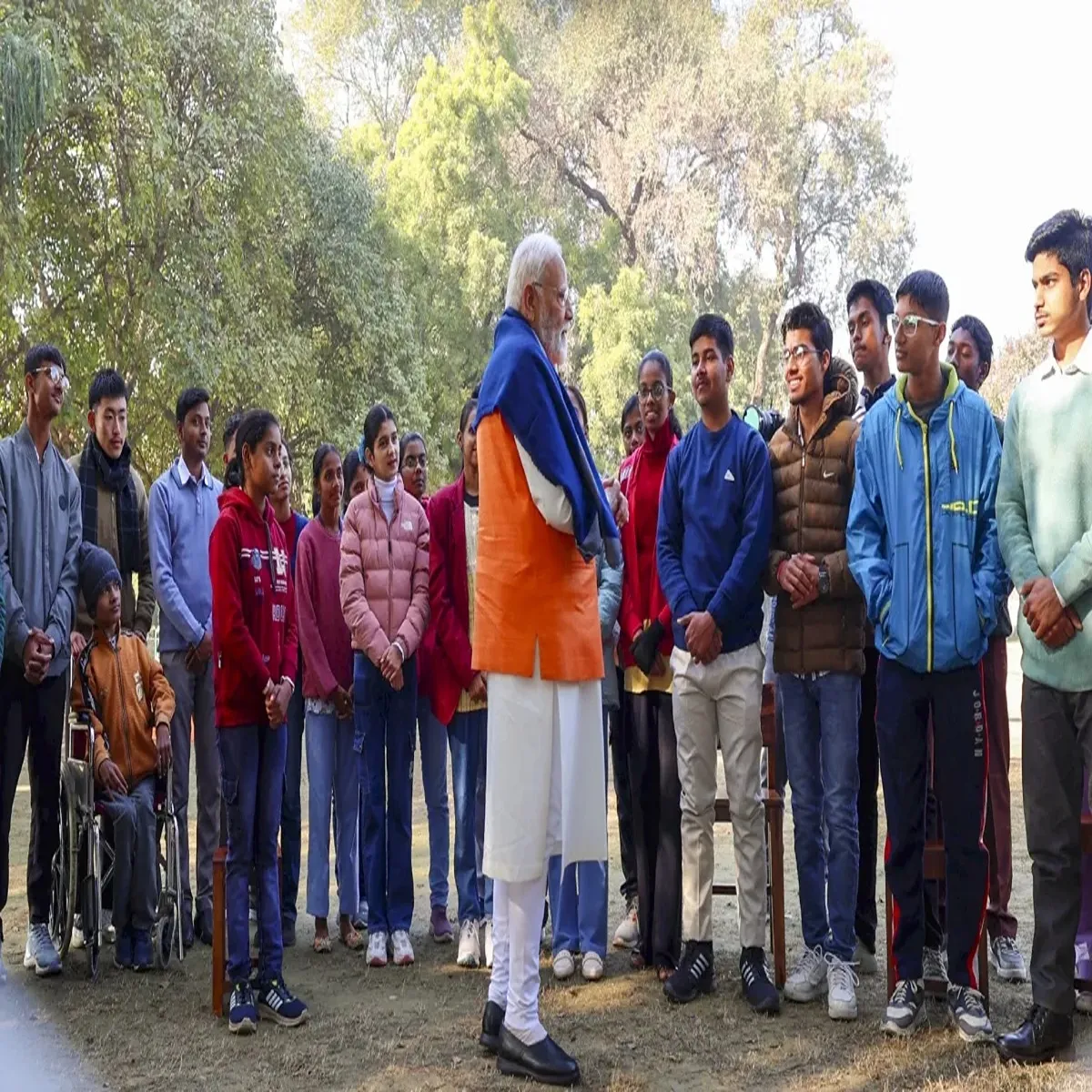 Education modi student interaction highlights calm