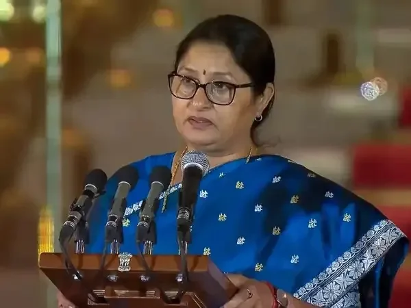 Politics - – - prime - minister - leads - birthday - wishes - union