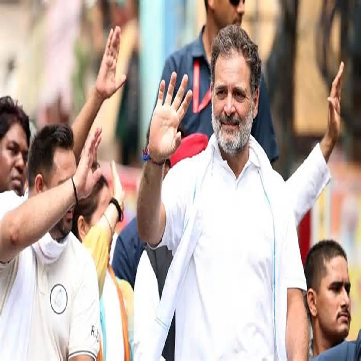 Rahulgandhi bjp stages black flag protest