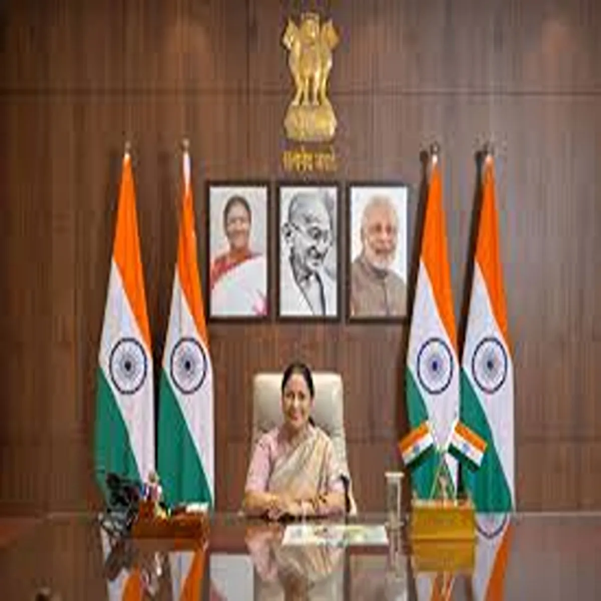 Roadsafety delhi launches cash reward accident