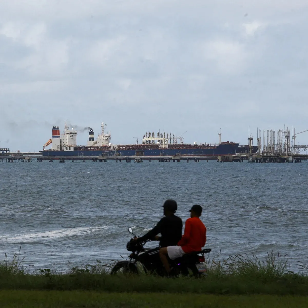 Energydeal trump highlights venezuela oil pact