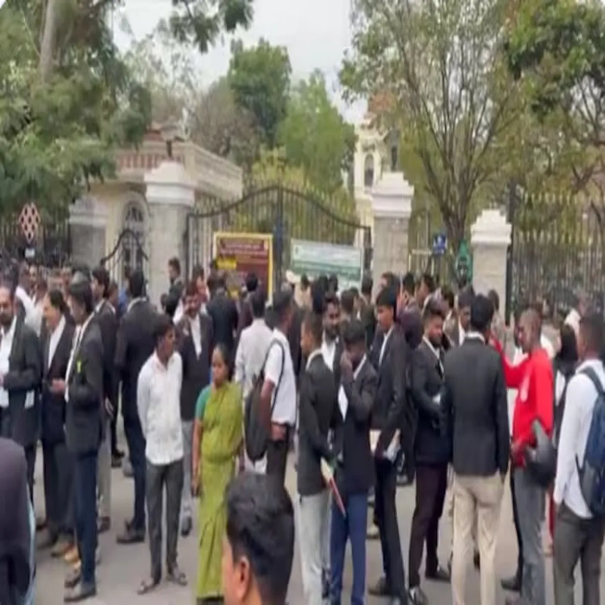 Bombthreat security sweep conducted warangal court