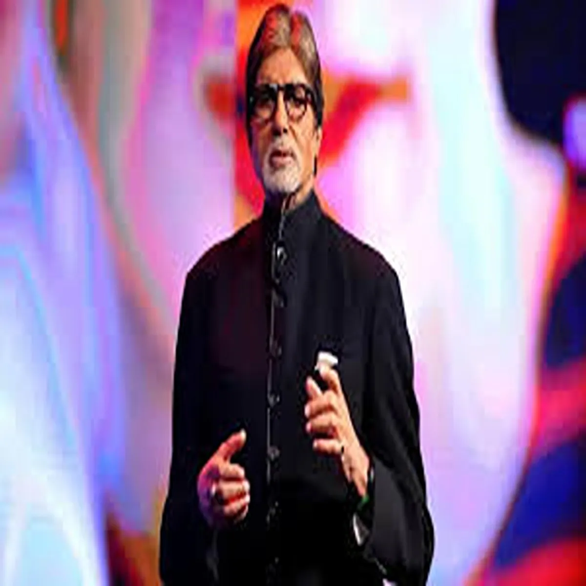 Mumbainights amitabh bachchan reflects quiet nights