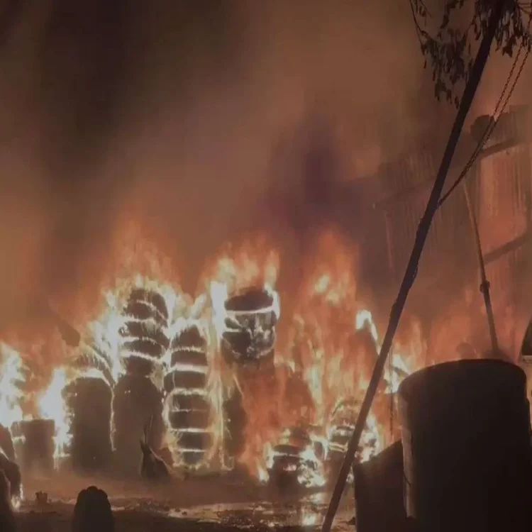 Bagpat factory fire blaze