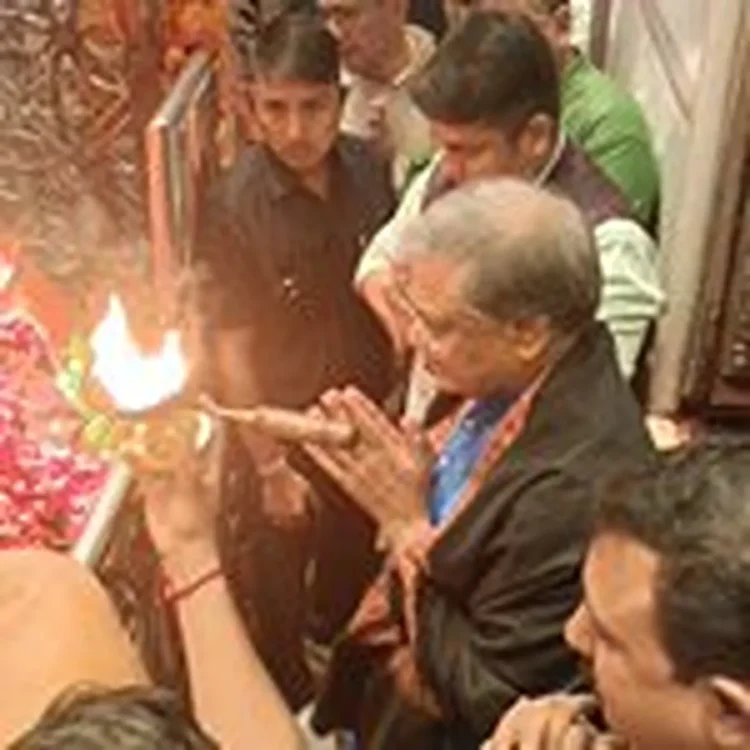 Chief election chief visits kalighat