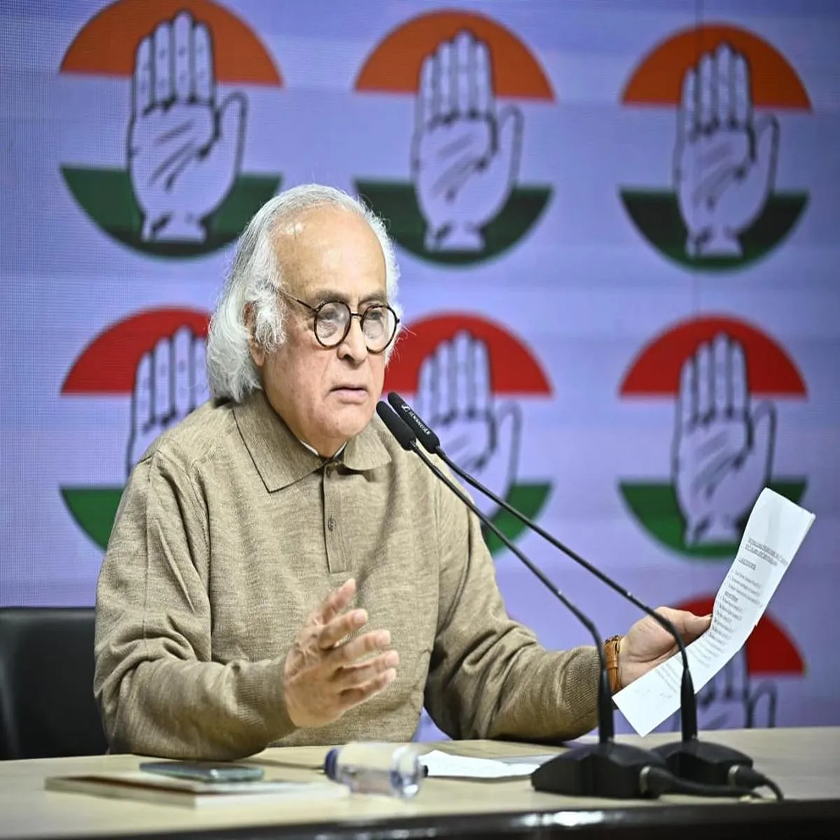 Oildiplomacy congress targets government after remarks