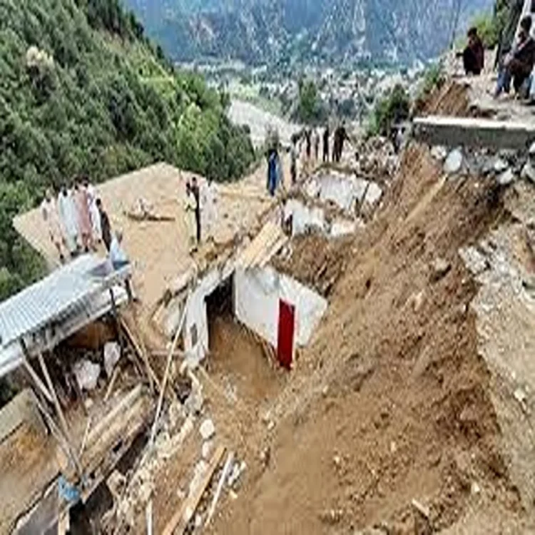 Deadly rains roof collapse pakistan