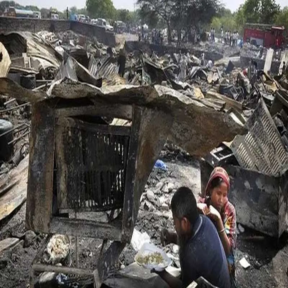 Fire massive blaze near delhi fish