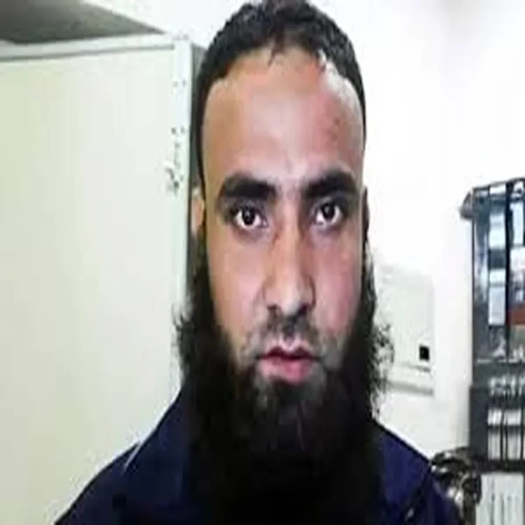 Delhi police arrest lashkar handler