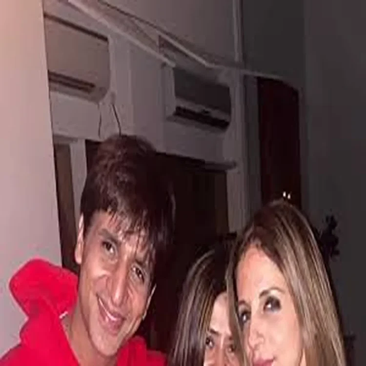 Ekta kapoor first cricket match