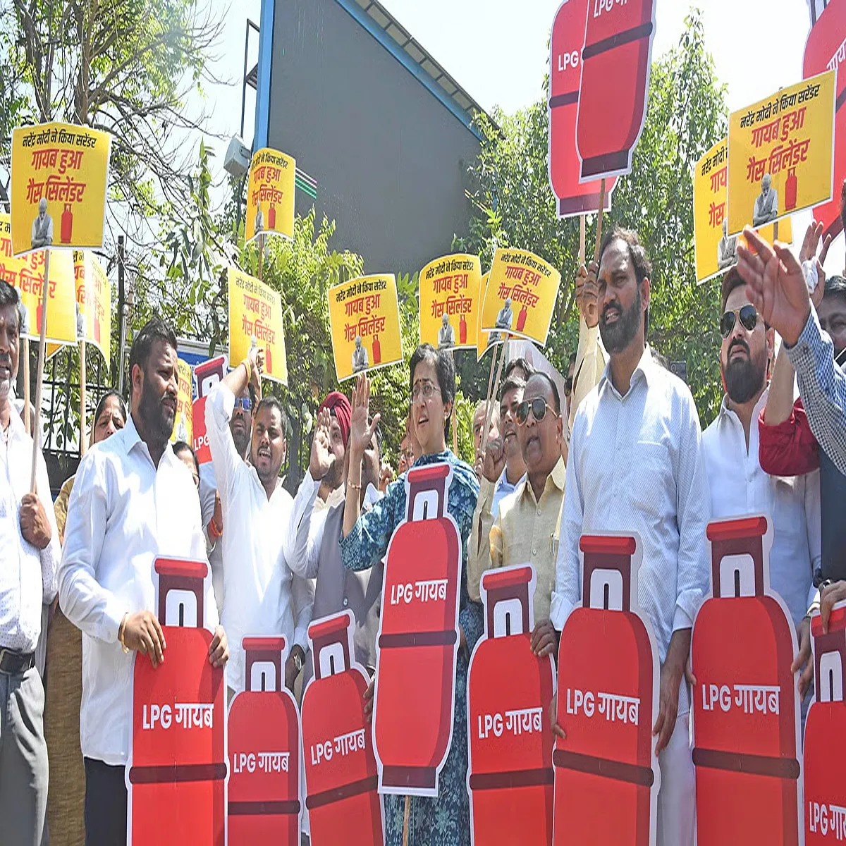 Energy delhi civic meeting disrupted lpg