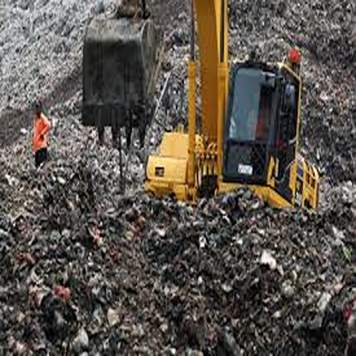 Wastemanagement deadly garbage avalanche indonesia largest