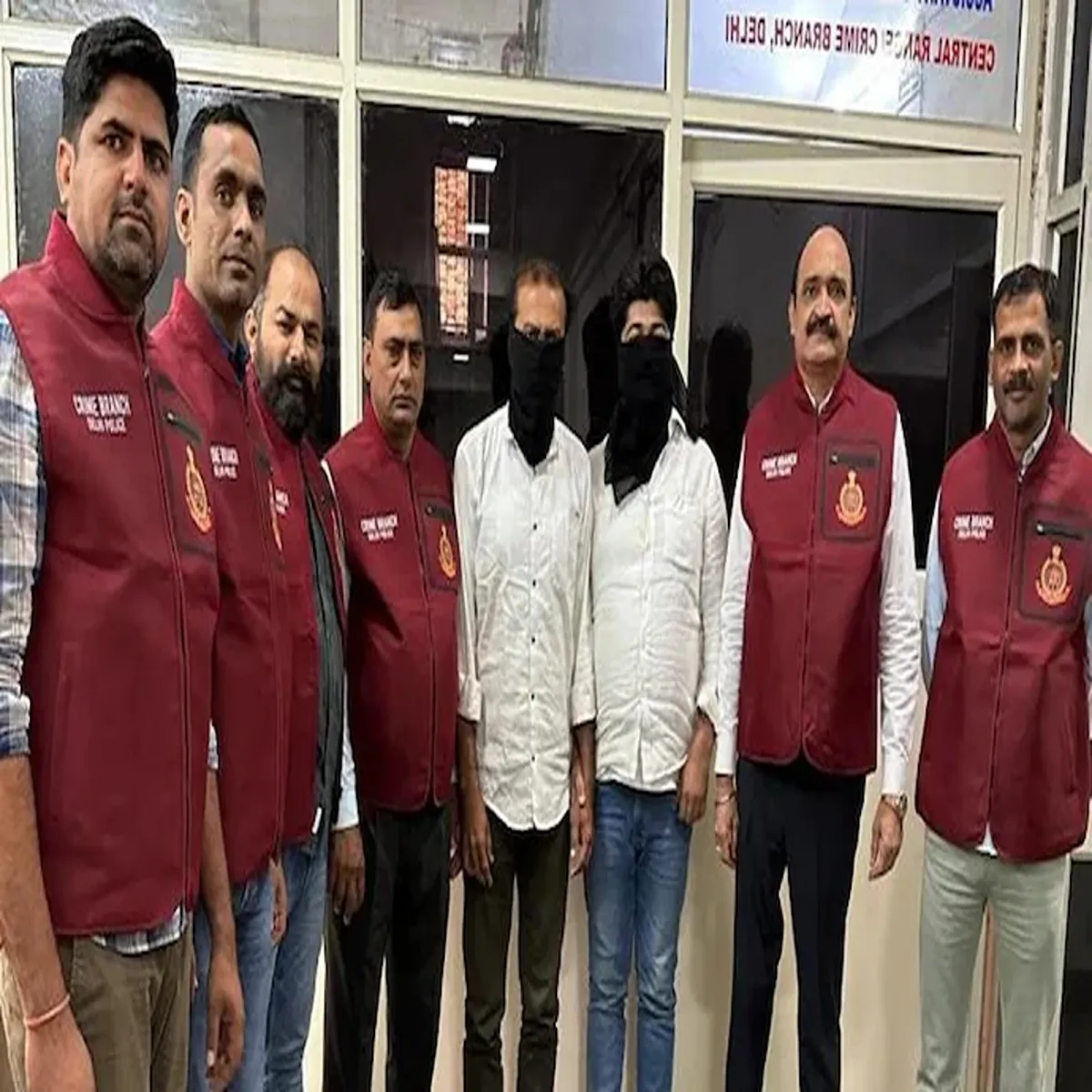 Jobfraud dharavi police arrest man government