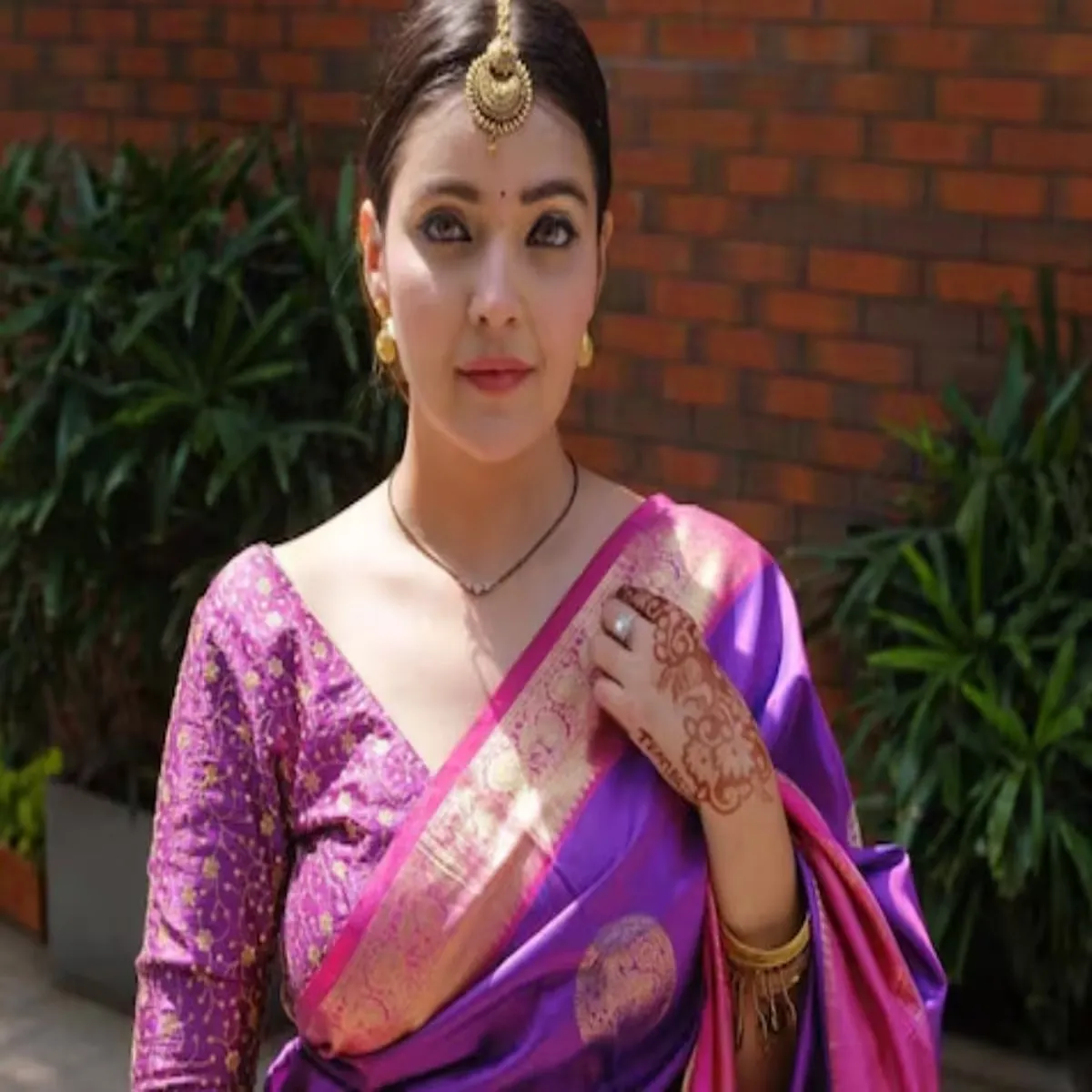 Television actress manasi srivastava adopts her