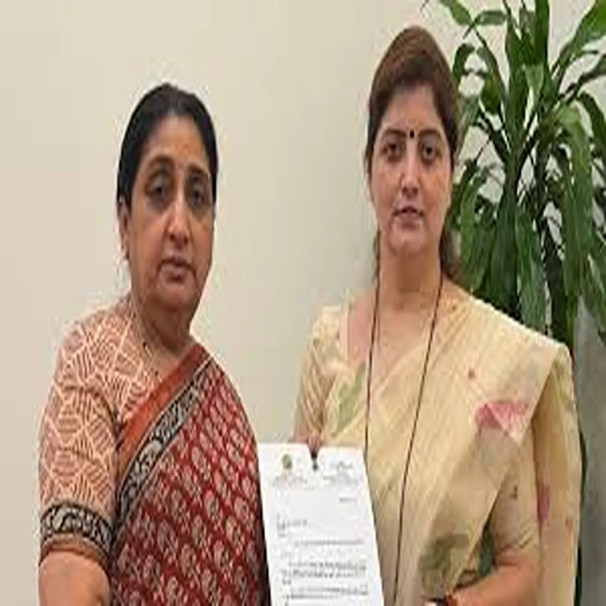 Resignation ncp leader rupali chakankar steps