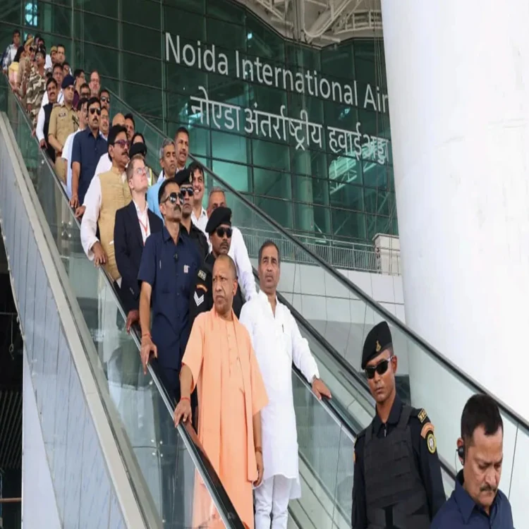 Noida international airport growth jobs