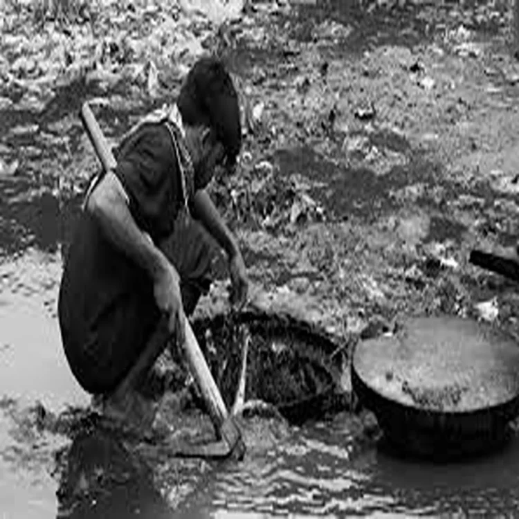 Pakistan court religious job bias