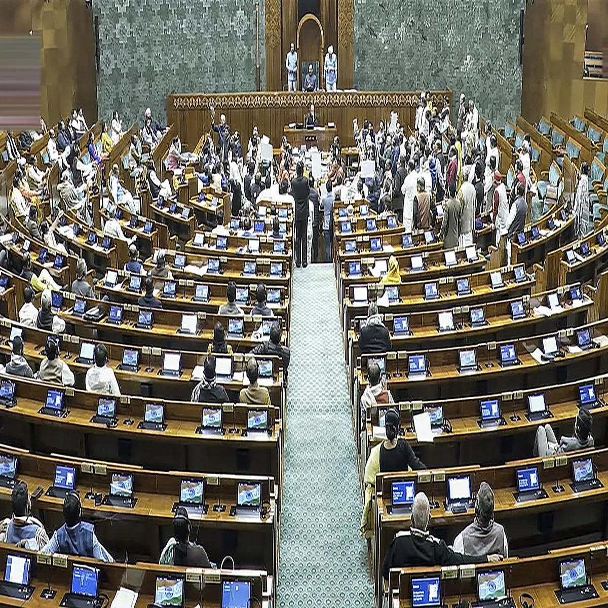 Governance parliamentary panel gets extension review