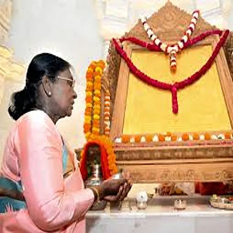 President murmu up spiritual visit
