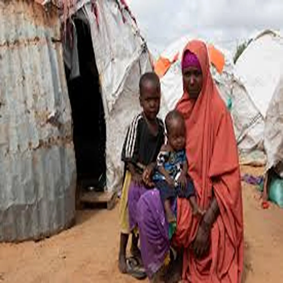 Humanitarian crisis somalia displacement camps face