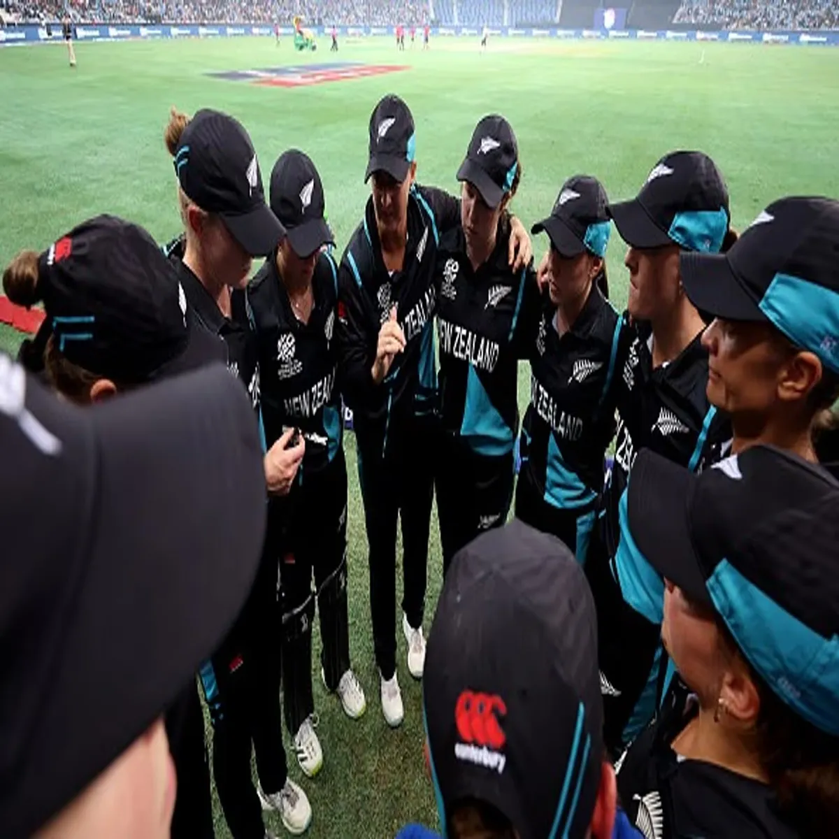 Cricket south africa women use new