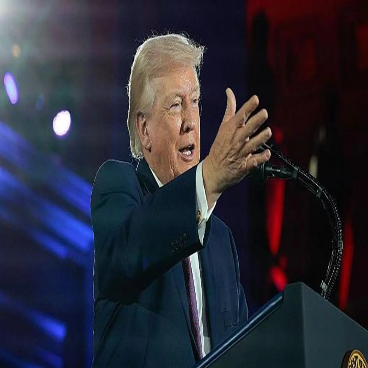 Conflict trump issues stark warning iran