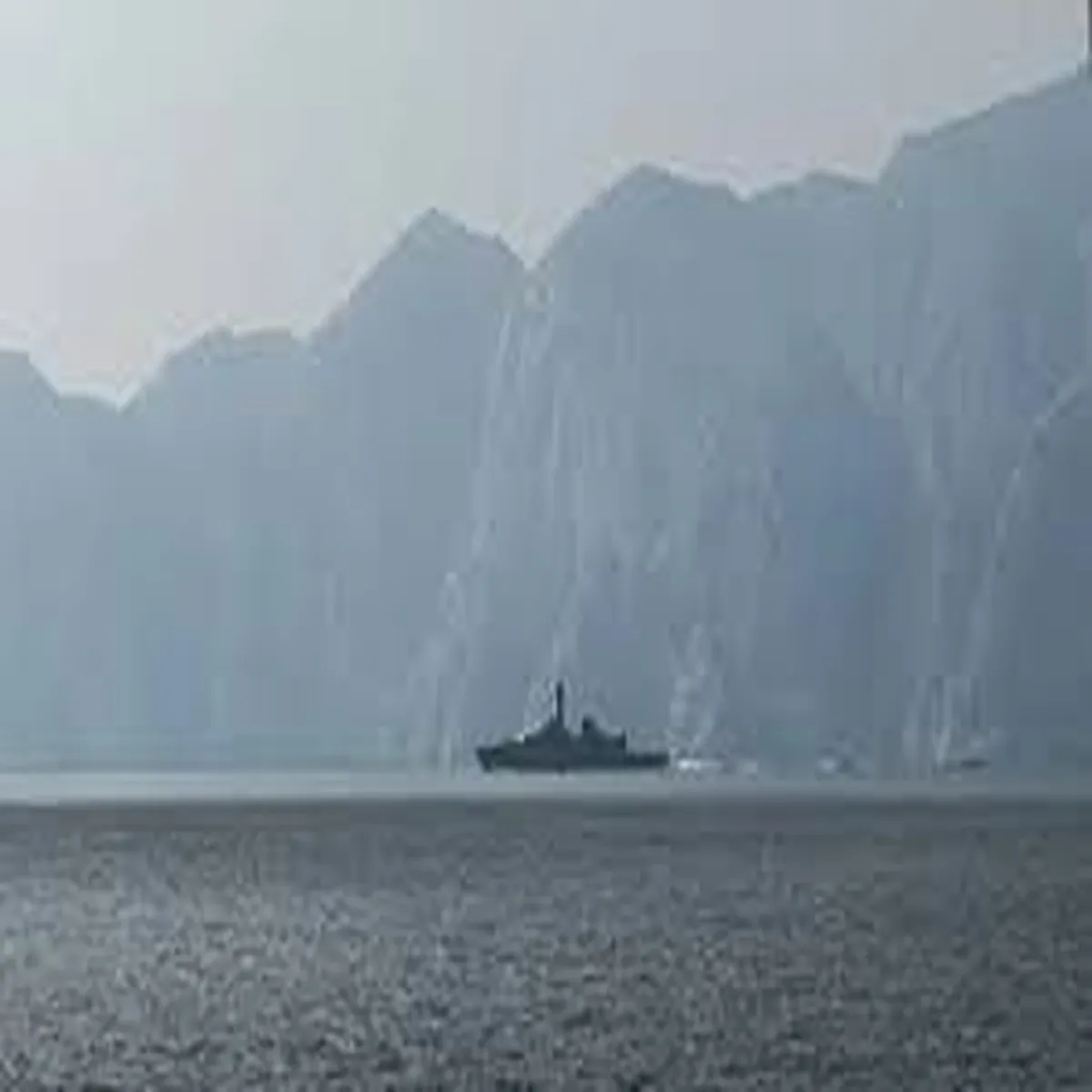 Shipping signals naval escorts plan hormuz