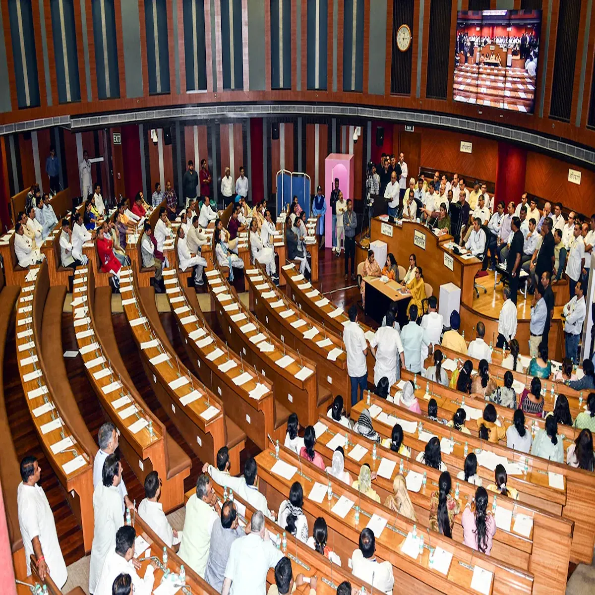 Governance aap slams early dissolution delhi