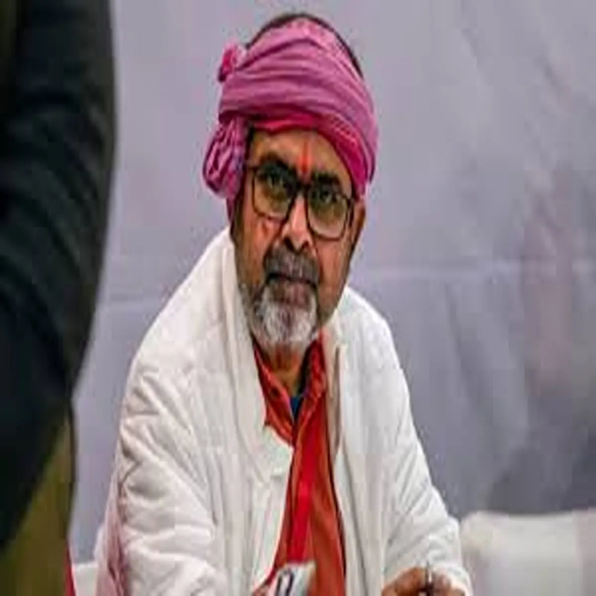 Politics avadh ojha questions leadership accountability