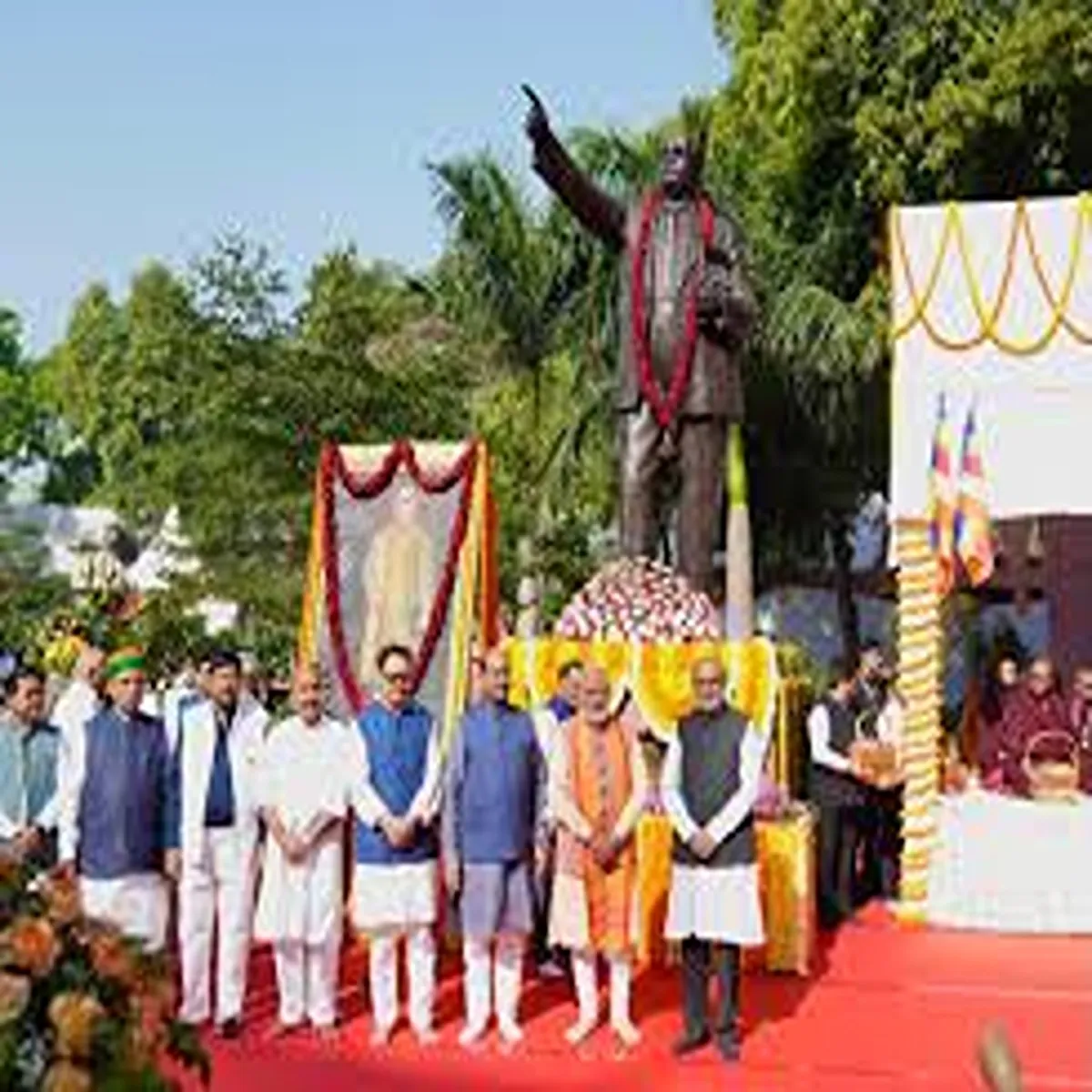 Basaveshwara leaders pay tribute 895th birth