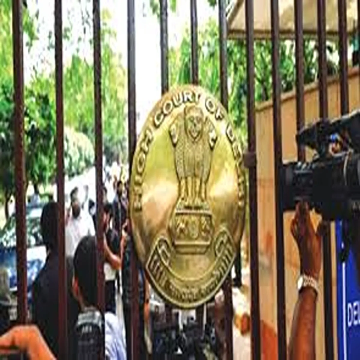 Legal delhi high court seeks centre