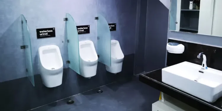 Delhi modern public toilets plan