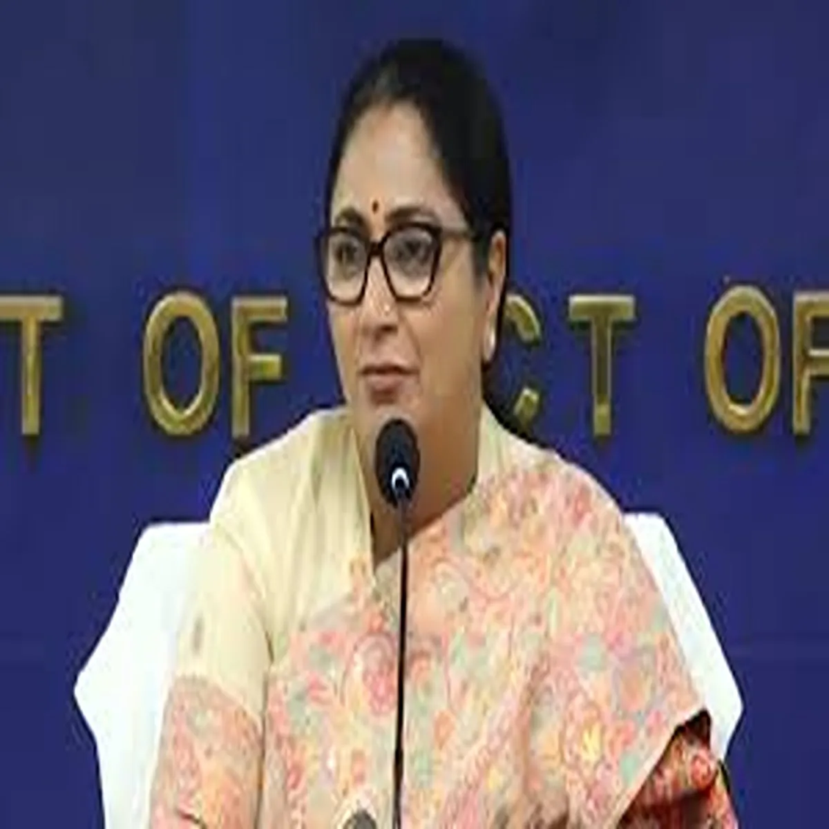 Welfare delhi government faces questions over