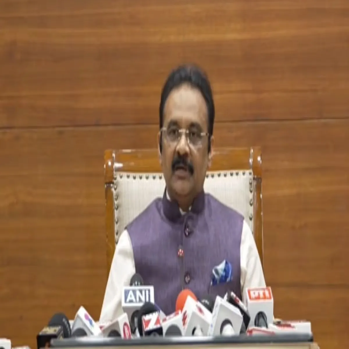 Newsraid conducts searches linked aap ashok