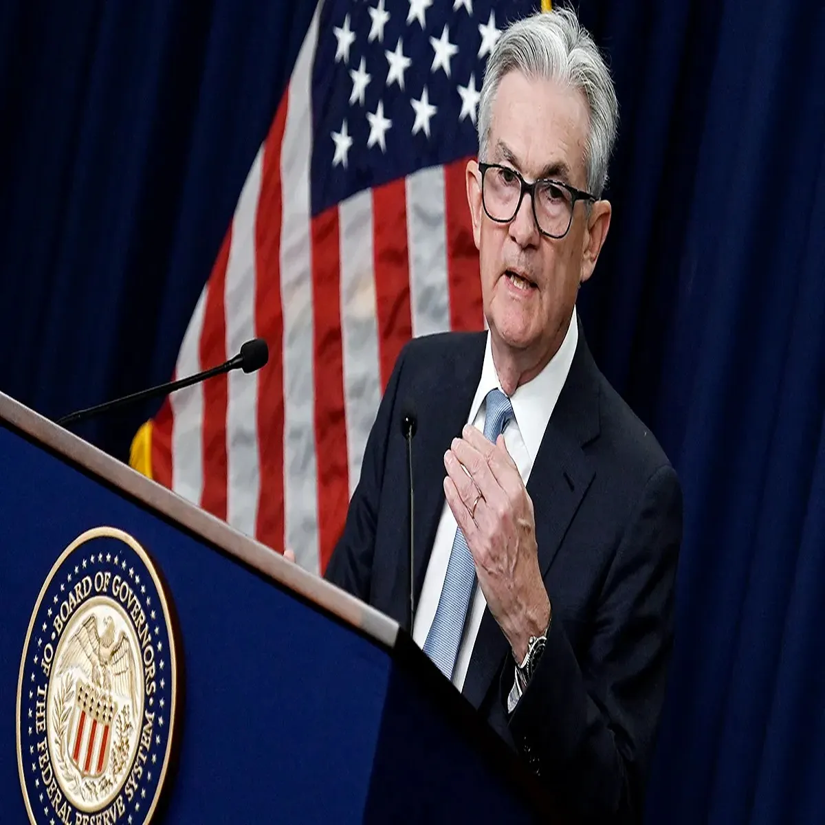 Interestrates federal reserve holds rates steady