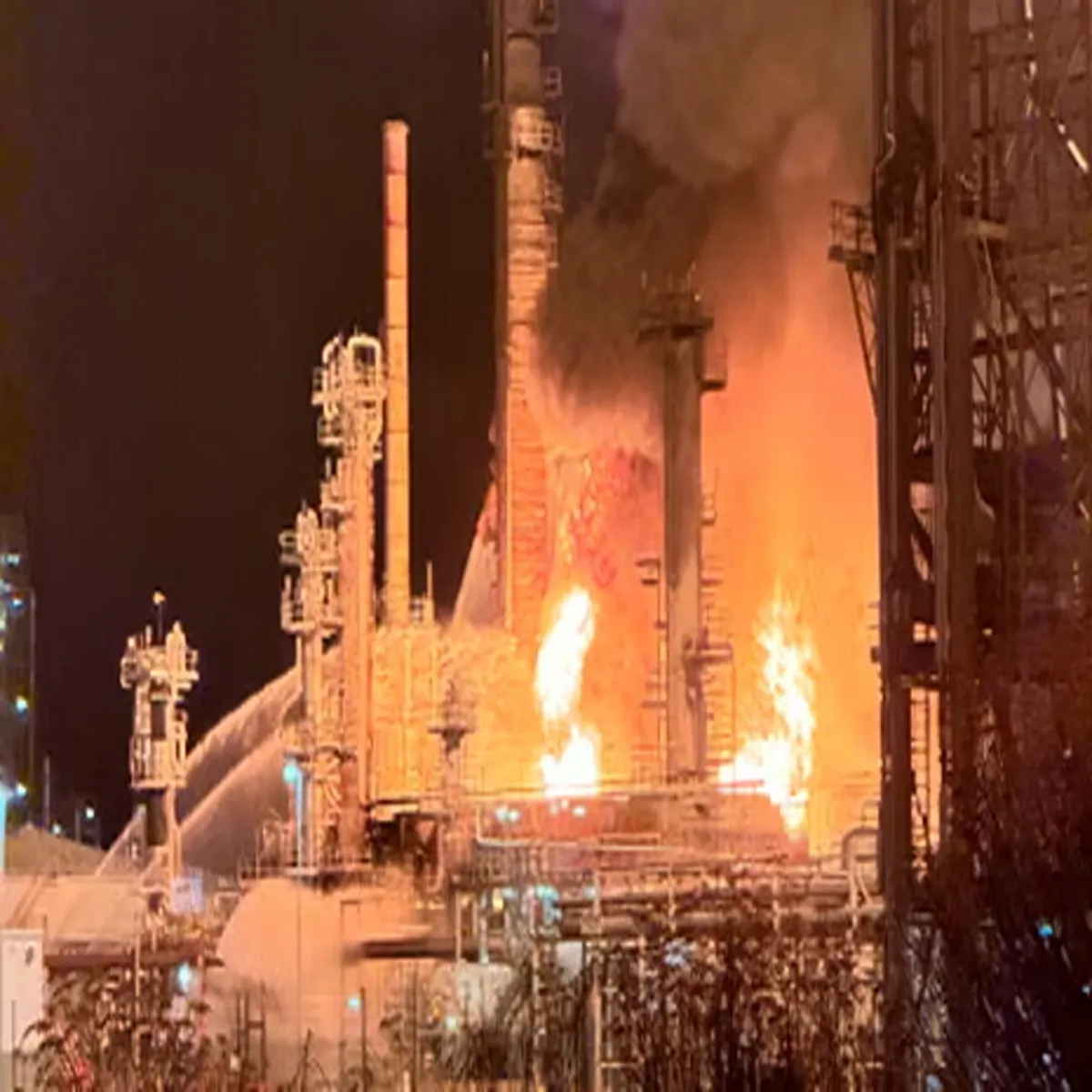 Energy fire geelong refinery raises concerns