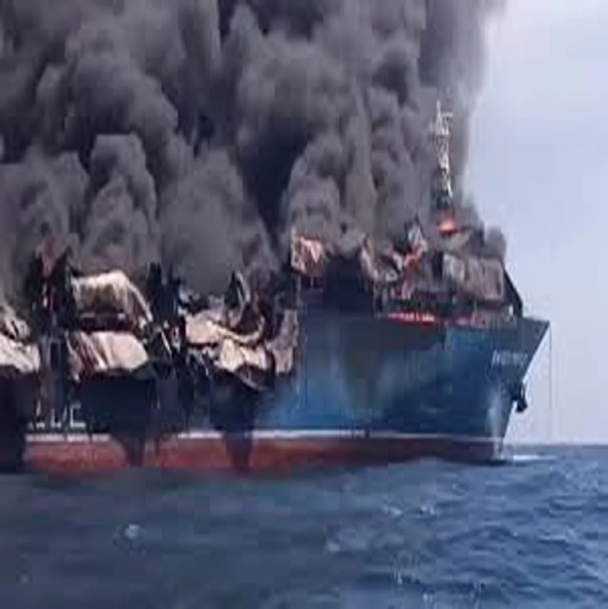 Shipping iran fires vessel strait heightening